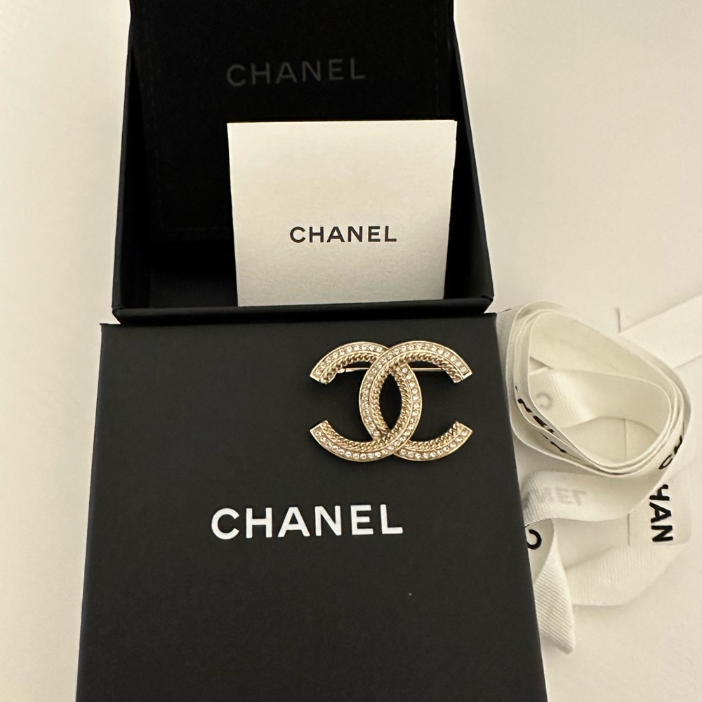 Chanel Gold & Crystal Broche